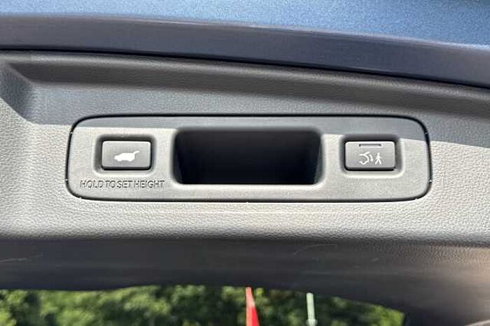Honda CR-V e:PHEV 2.0 ePHEV Advance Tech 5dr eCVT 