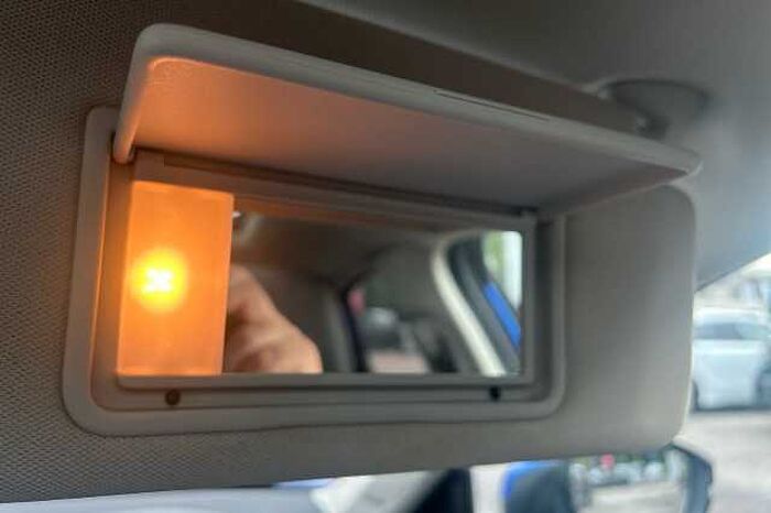 Honda Civic e:HEV 2.0 eHEV Advance 5dr CVT 