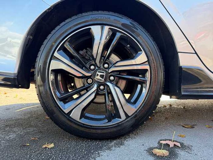 Honda Civic 1.5 VTEC Turbo Sport Plus 5dr CVT 